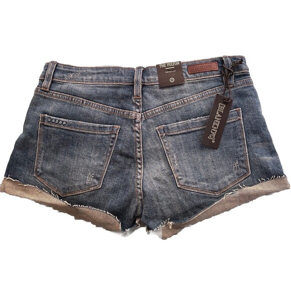 BlankNYC The Fulton $68  Womens Denim Short Light Wash Size 25 NWT - Picture 4 of 4